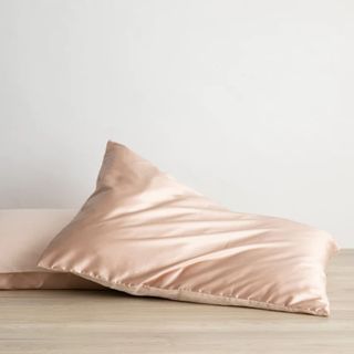 A pink blush Silk Linen Flip pillowcase from Cultiver