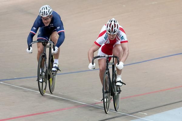 Michael D'Almeida (France) and Damian Zielinski (Poland) do battle in the sprint quarter finals.
