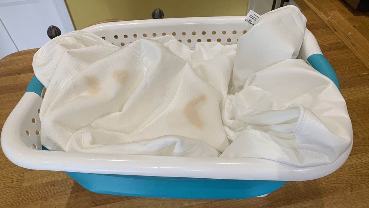 Coop Home Goods Ultra Tech Waterproof Mattress Protector review
