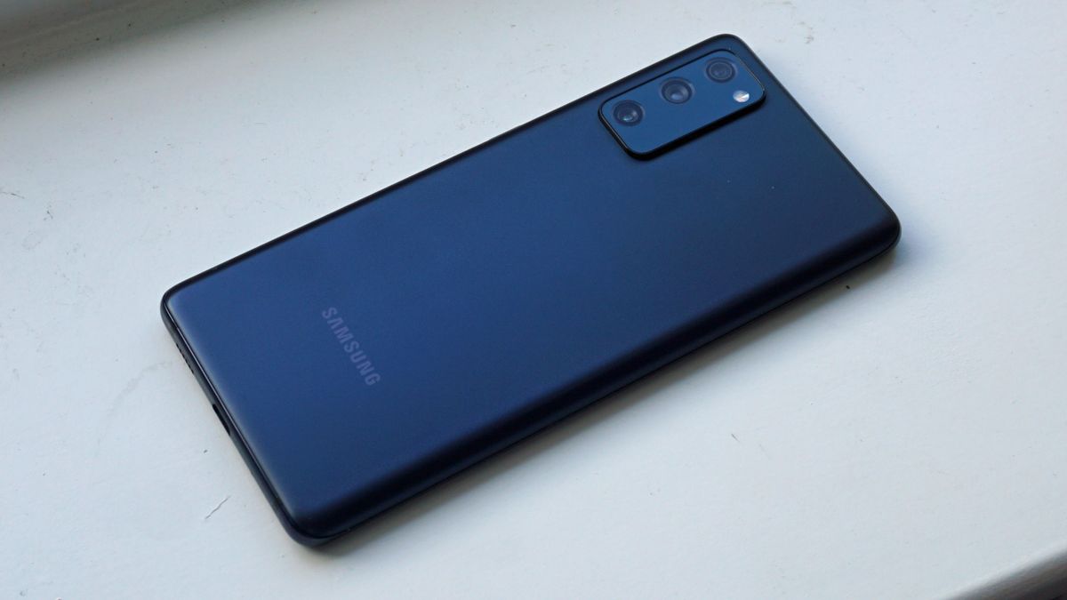 Samsung Galaxy S20 FE 5G 128GB Blue (Renewed)