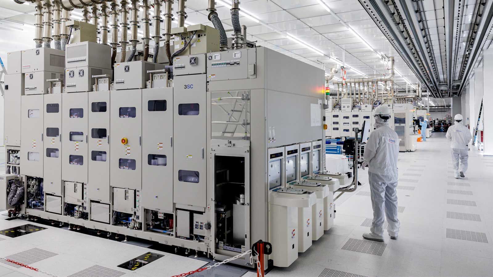 Gigaphoton debuts neon recycling system with claimed 50% recovery rate