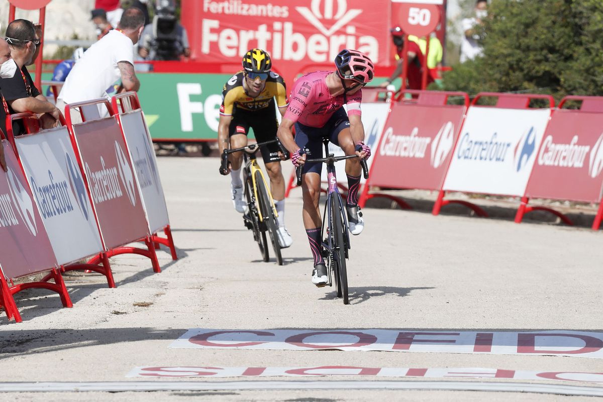 Vuelta Espana 2021 - 76th Edition - 6th stage Requena - Alto de la Montana de Cullera 158,3 km - 19/08/2021 - Magnus Cort Nielsen (DEN - EF Education - Nippo) - Primoz Roglic (SLO - Jumbo - Visma) - photo Luis Angel Gomez/BettiniPhoto&Acirc;&copy;2021