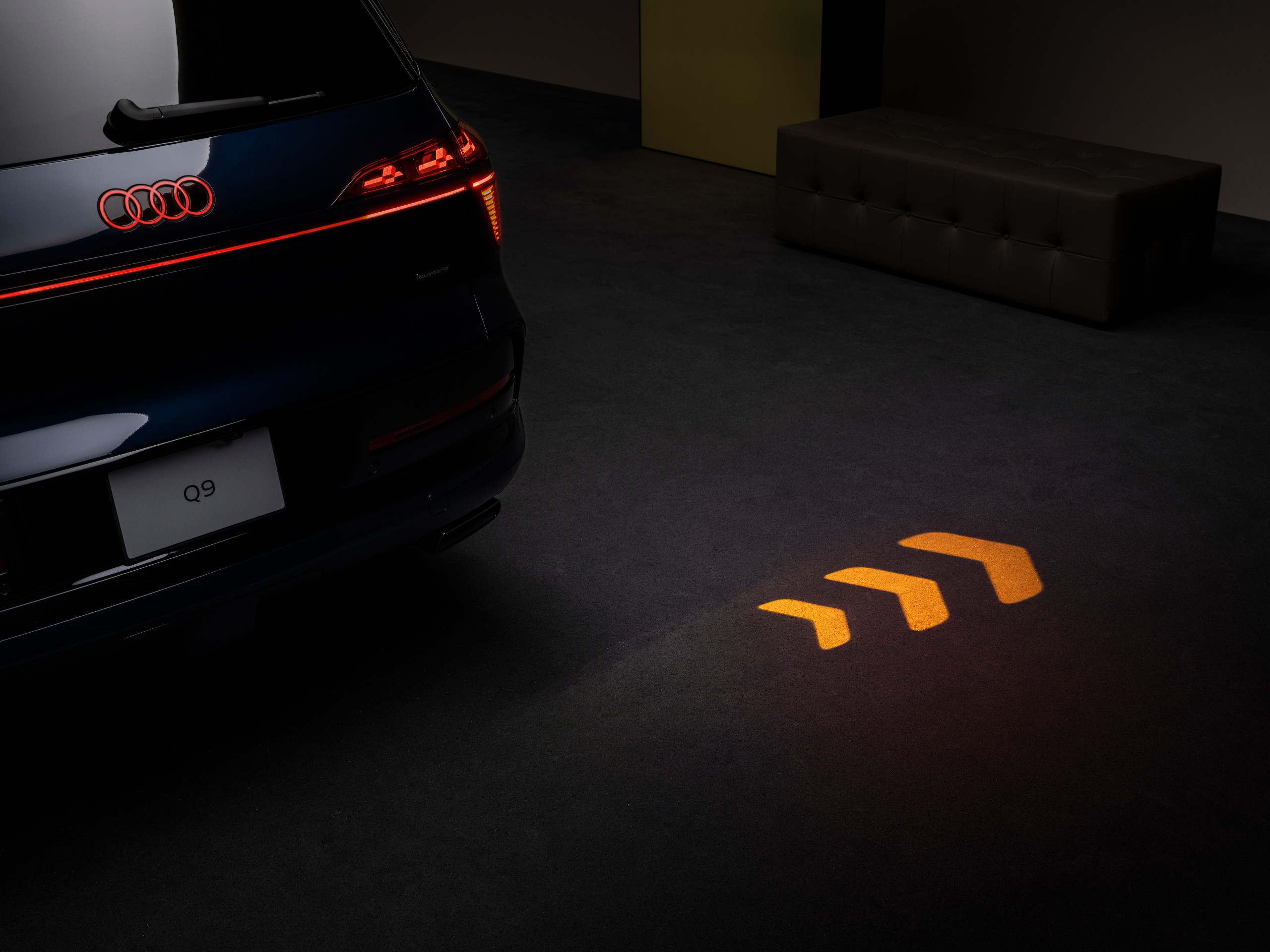 The Q9 comes with an indicator projection system