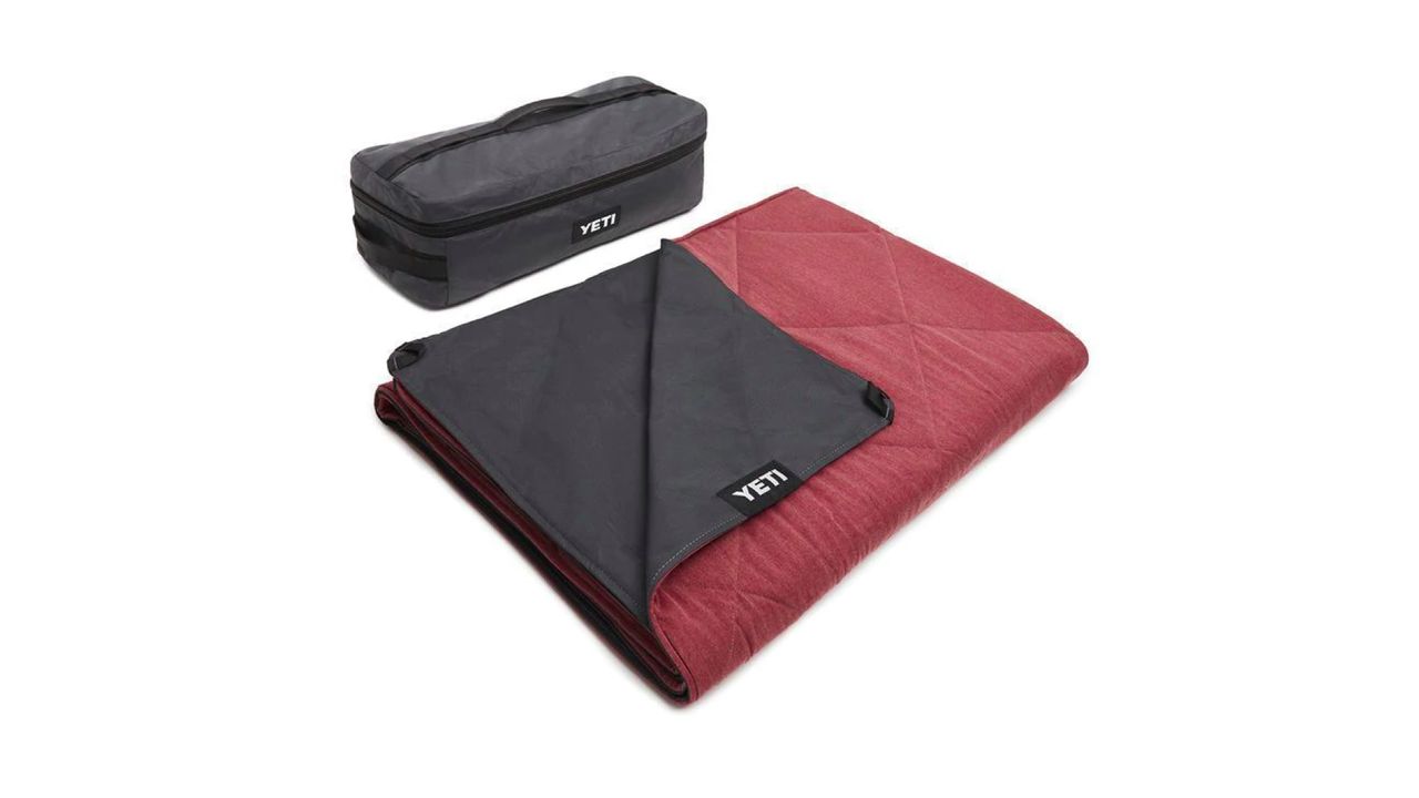 Yeti Lowlands Blanket