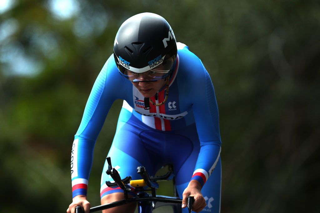 WOLLOGONG AUSTRALIA SEPTEMBER 20 Elika Kvasnikova of Czech Republic sprints during the 95th UCI Road World Championships 2022 Women Junior Individual Time Trial a 141km race from Wollongong to Wollongong Wollongong2022 on September 20 2022 in Wollongong Australia Photo by Con ChronisGetty Images