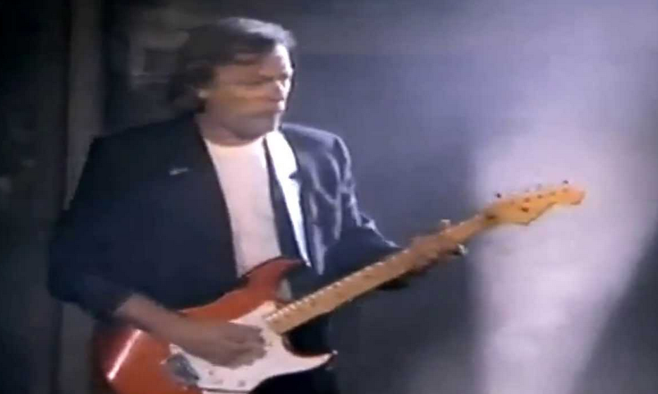 Watch David Gilmour Play The Blues | Guitar World