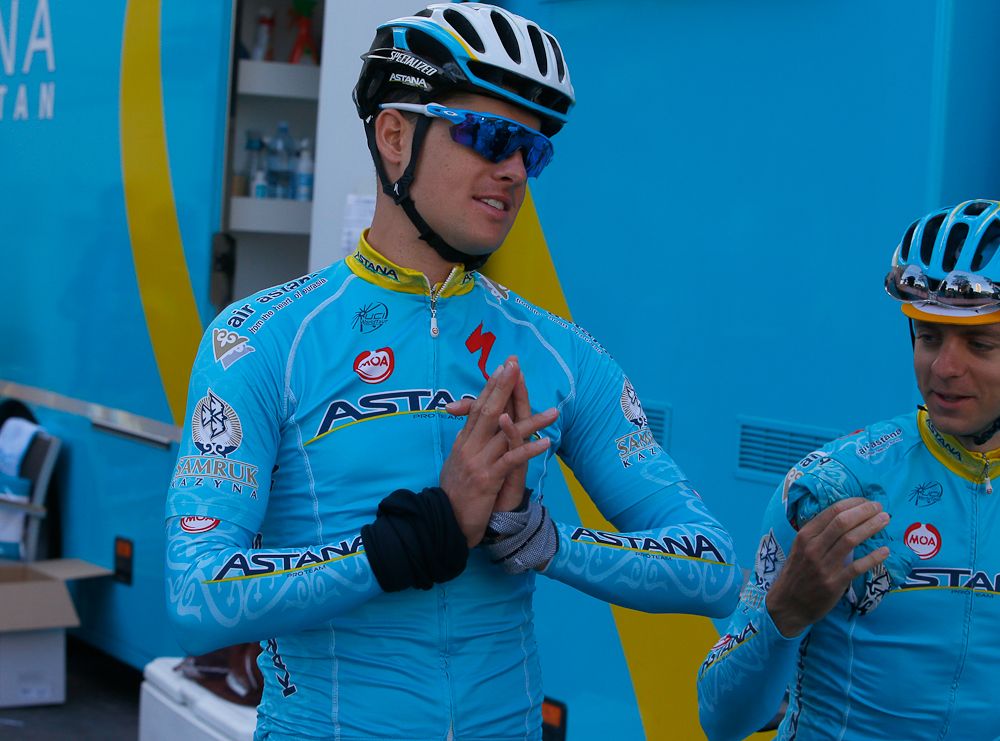Luis Le&oacute;n S&aacute;nchez preparing for the training ride
