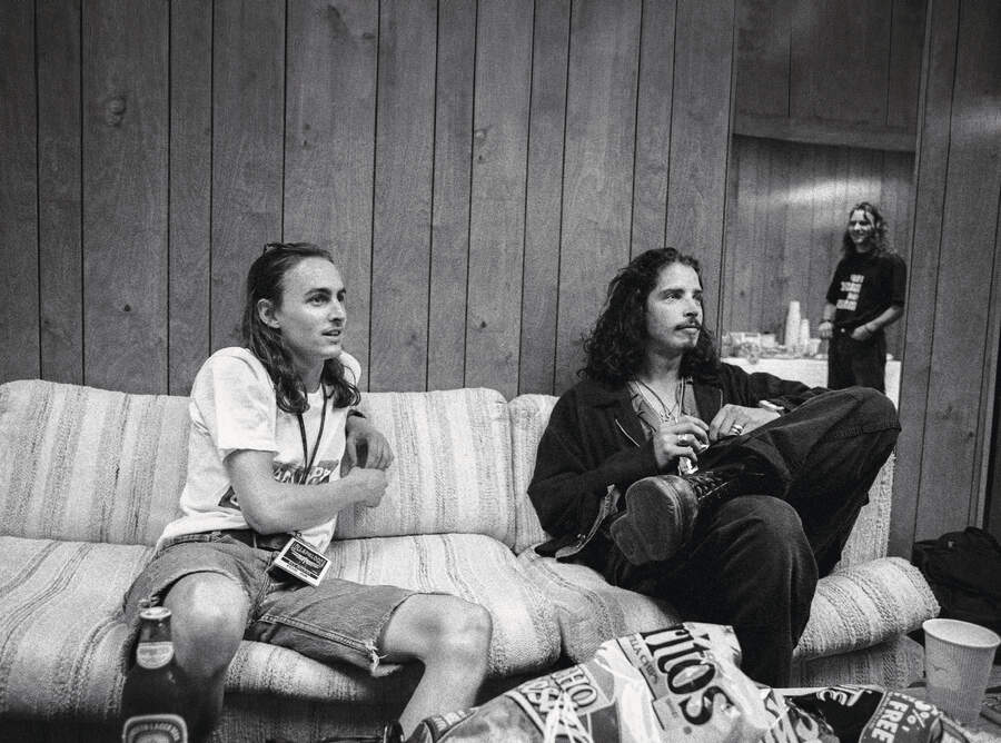 Pearl Jam’s Mike McCready and Eddie Vedder with Soundgarden’s Chris Cornell backstage