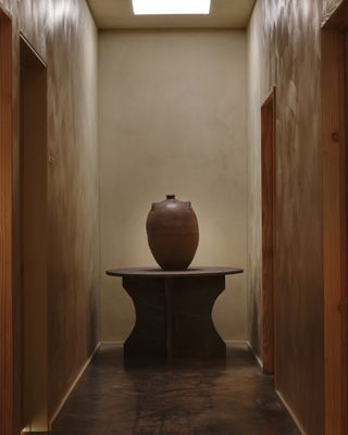 Inness Spa hallway