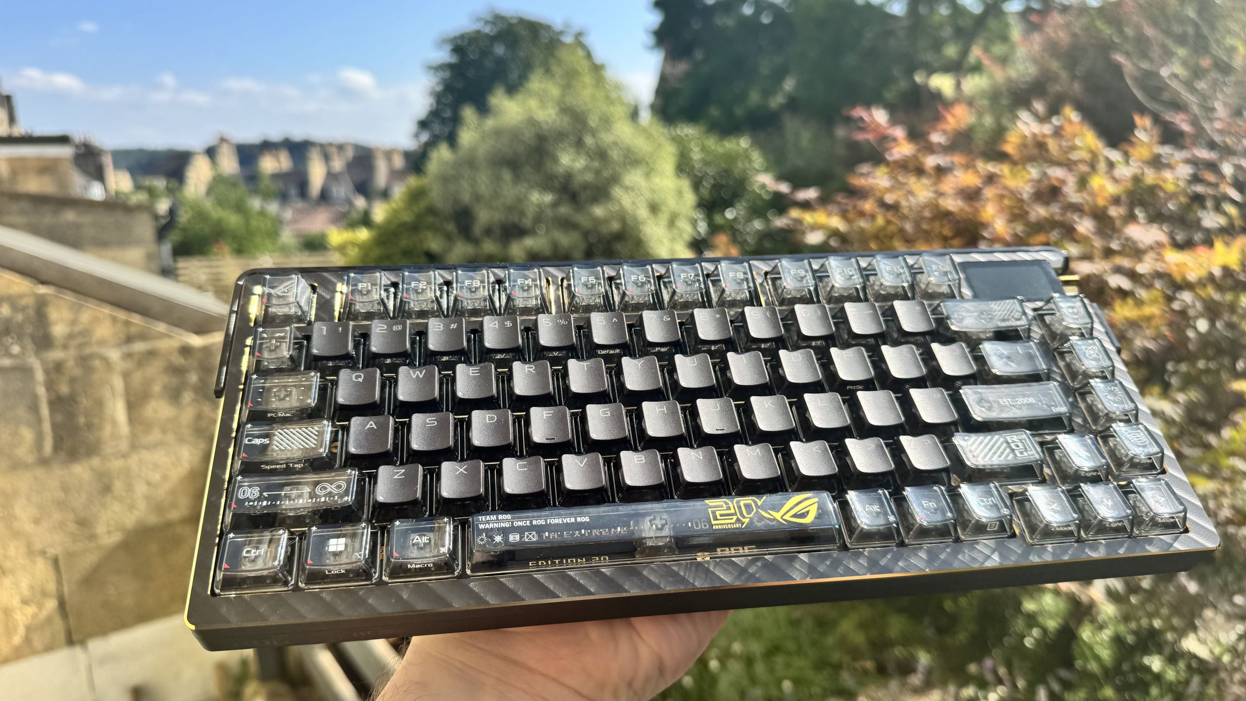 Asus ROG Azoth Extreme Edition 20 outside, from the front