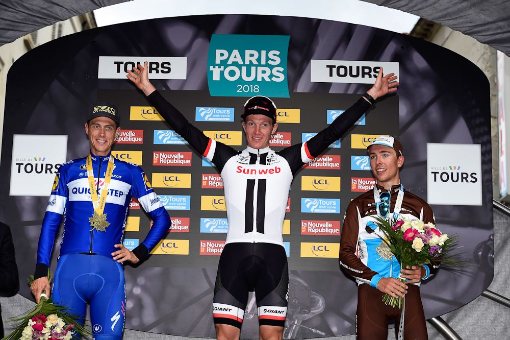 Niki Terpstra, Soren Kragh Anderson and Benoit Cosnefroy on the Paris-Tours podium