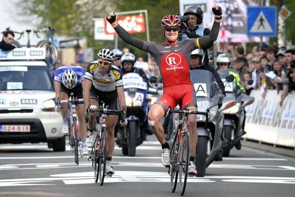 S&eacute;bastien Rosseler (RadioShack) wins the 2010 Brabantse Pijl