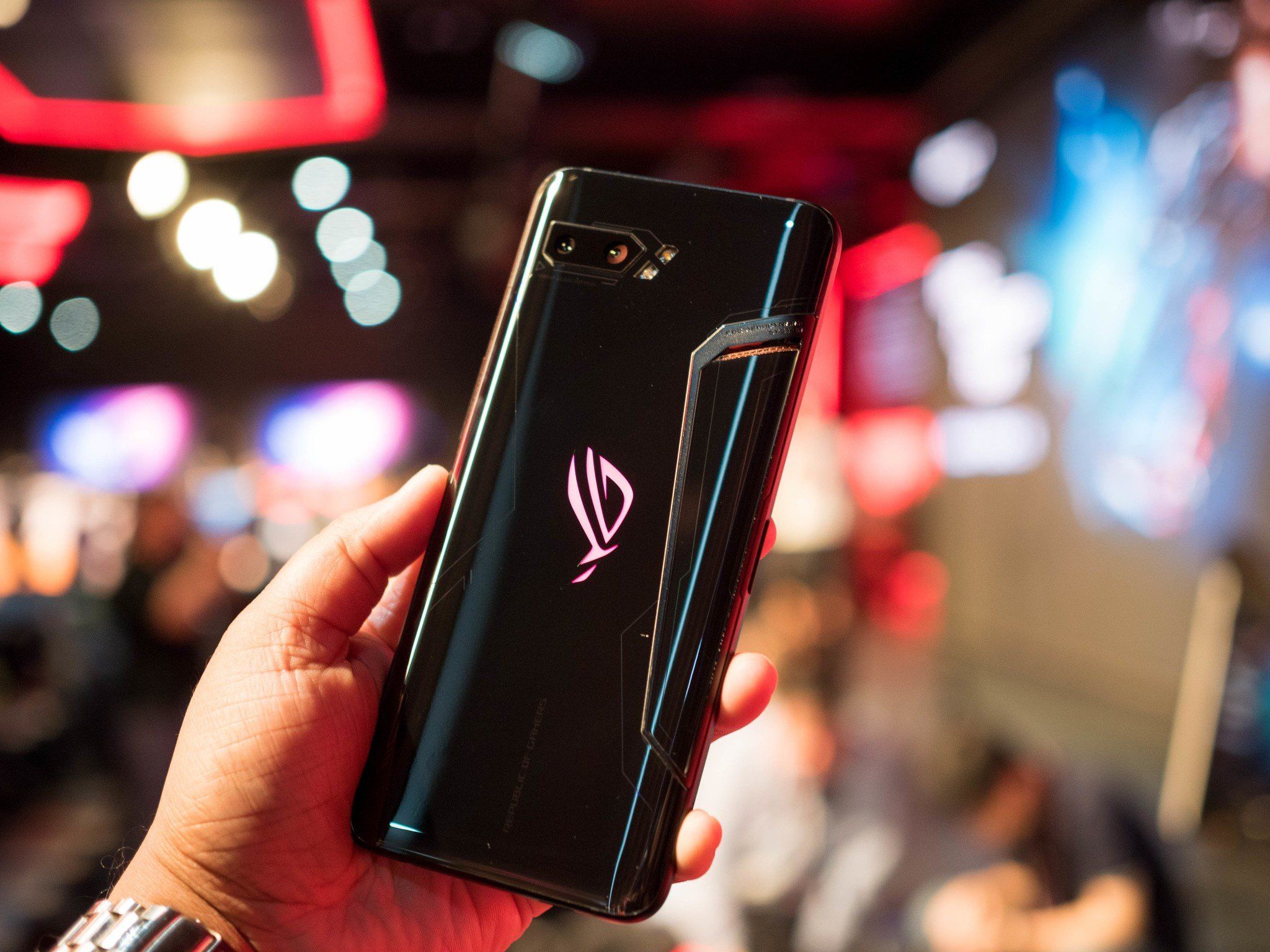 ASUS ROG Phone II now available for purchase in the U.S. for $900 ASUS ROG Phone II now available for purchase in the U.S. for $900
