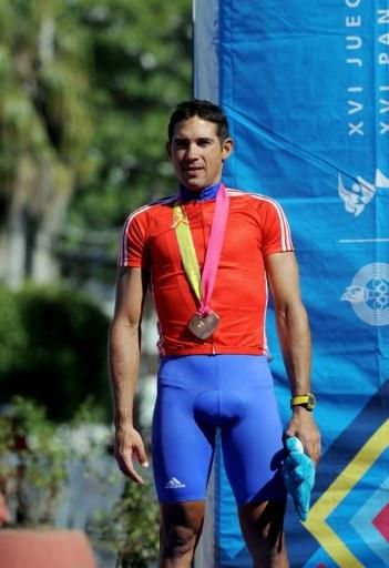 Arnold Alcolea (Cuba) claimed bronze in the Pan Am Games