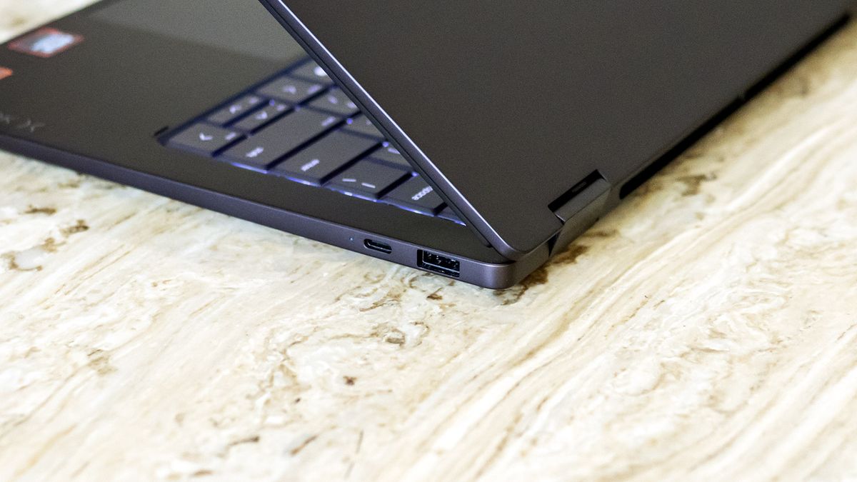 HP OmniBook X Flip 14