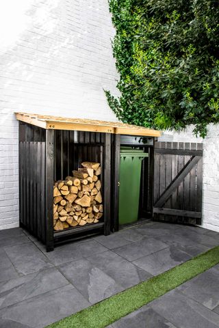 bin and log store combined from Garden Trading