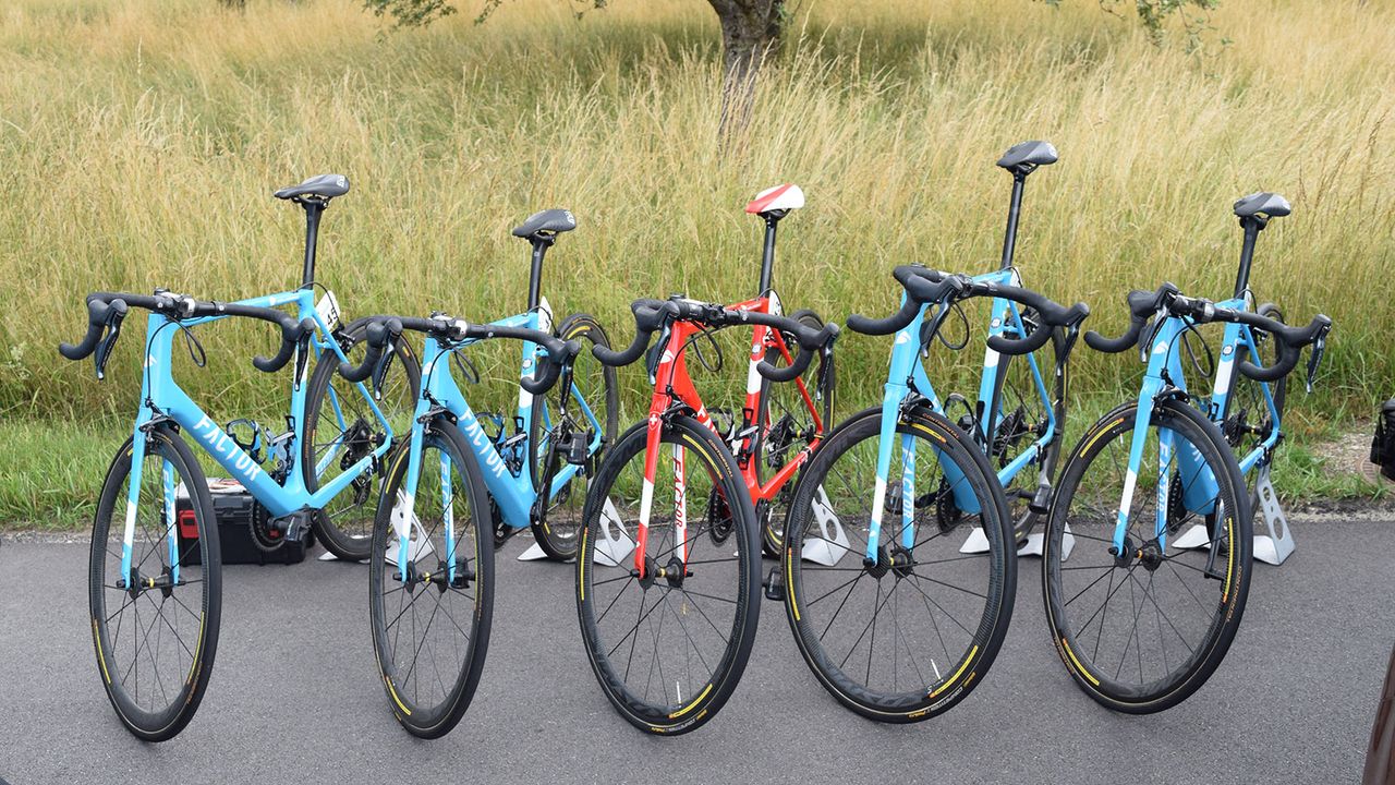 Silvan Dillier's custom Factor O2 stood out amongst his teammates' bikes