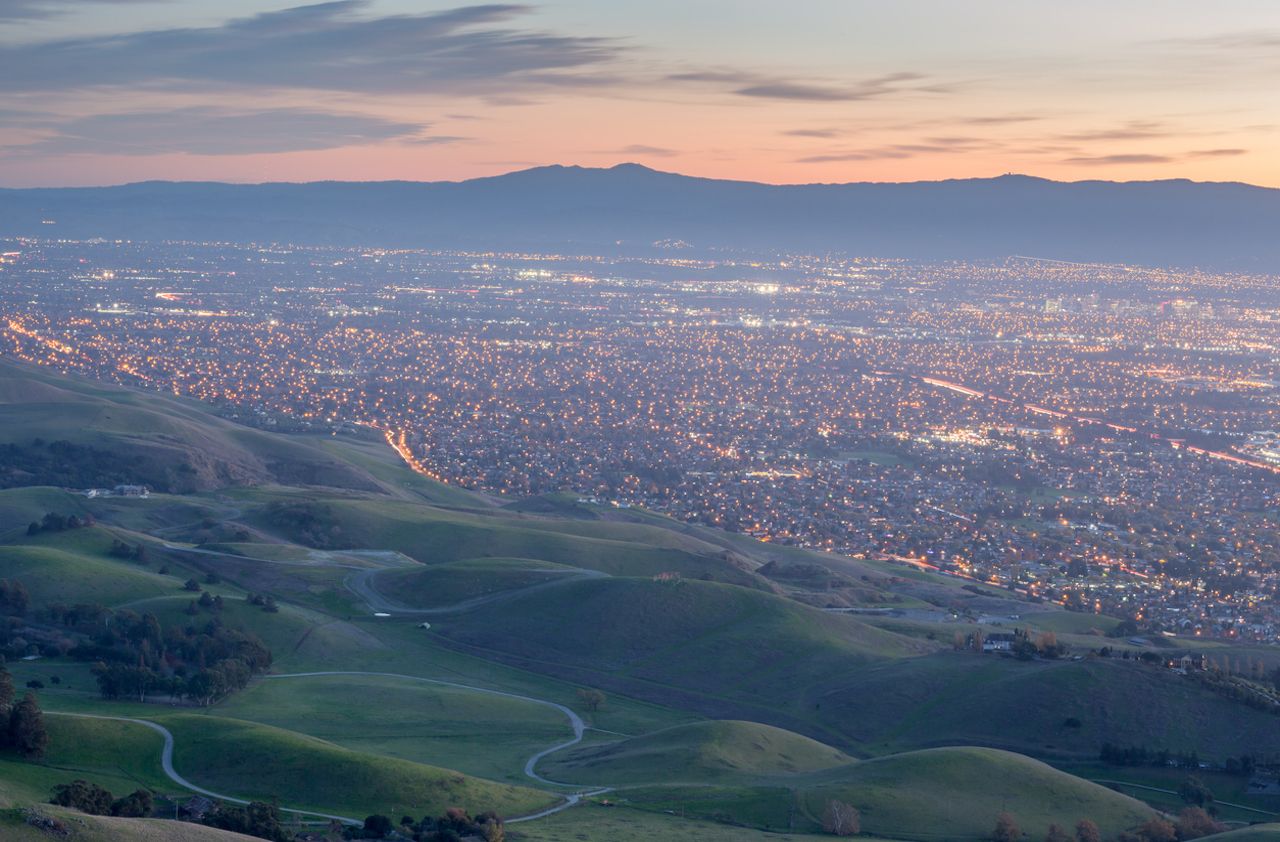 Silicon Valley and Green Hills at Dusk. Monument Peak, Ed R. Levin County Park, Milpitas, California, USA.