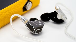 Campfire Audio Astrolith