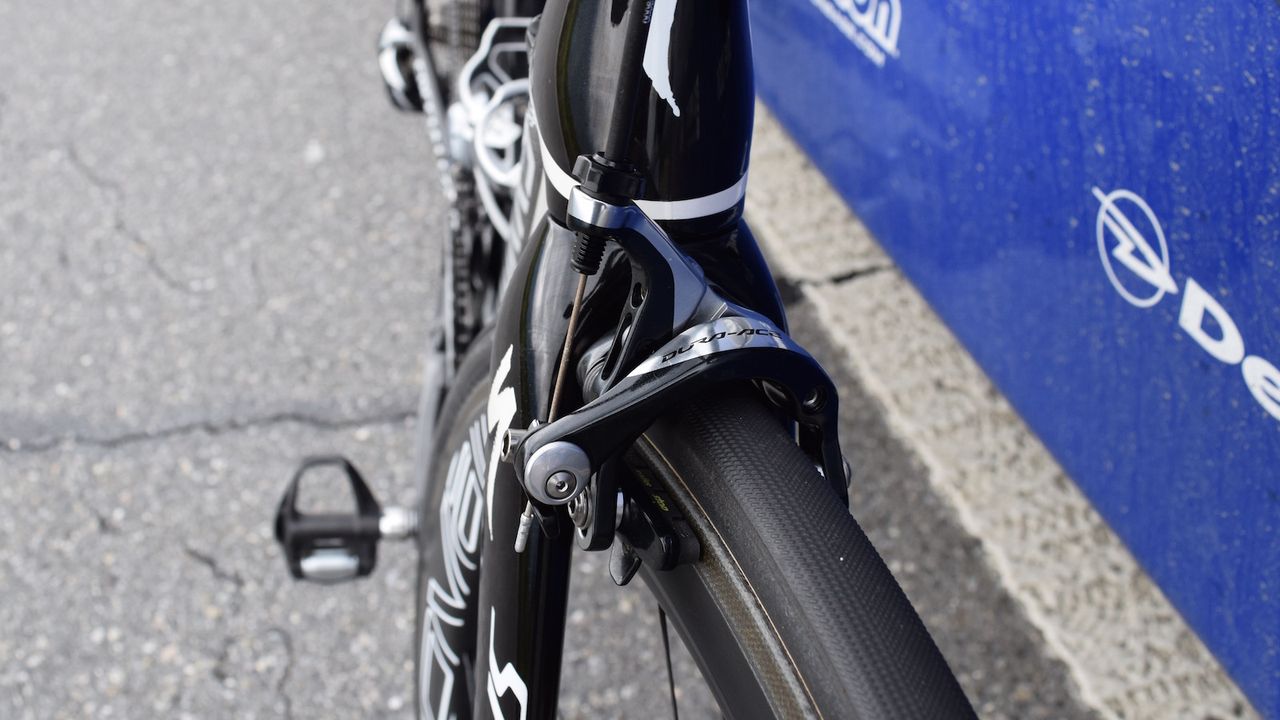 Jungels updated to the latest 9100 series groupset for the Giro d'Italia