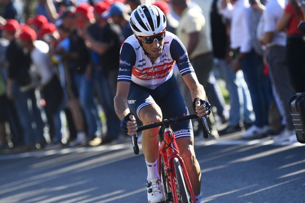 Vincenzo Nibali tests his form