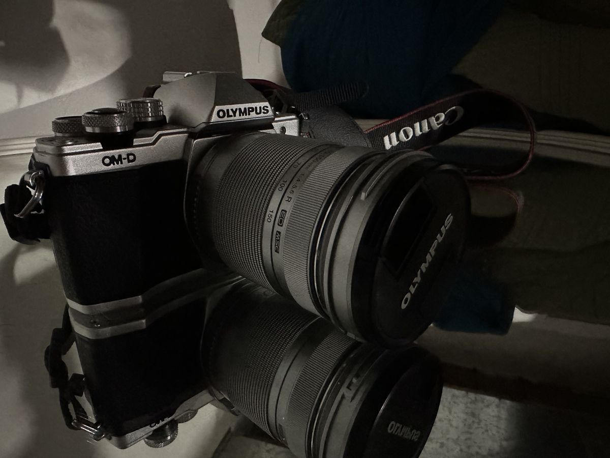 DSLR taken in low light without Night Mode on iPhone 14 Pro