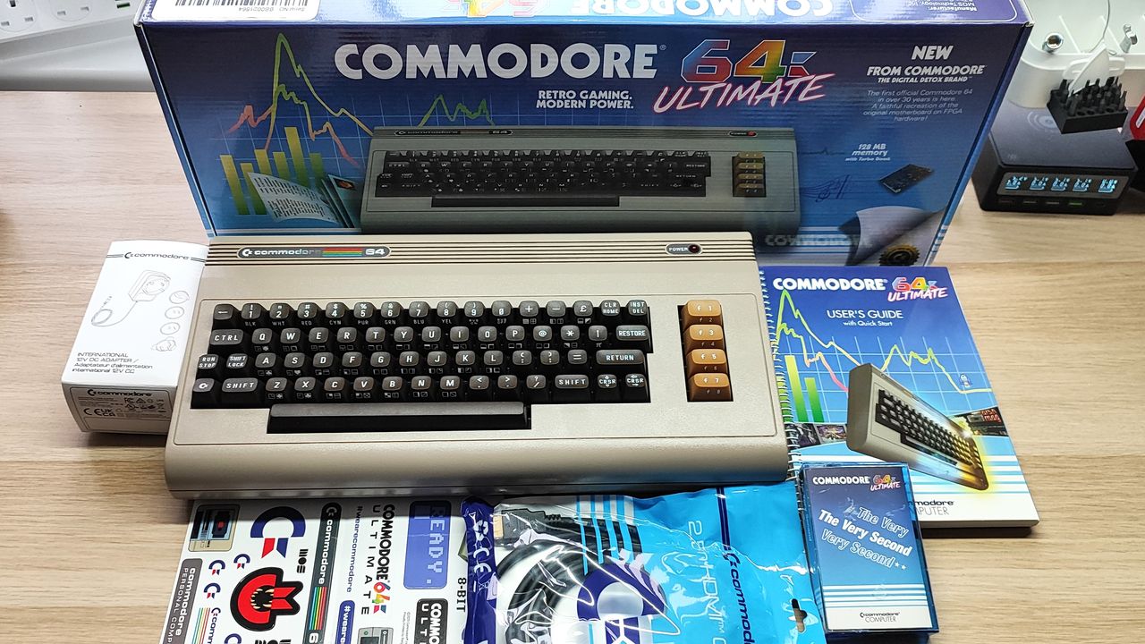 Commodore 64 Ultimate unboxing