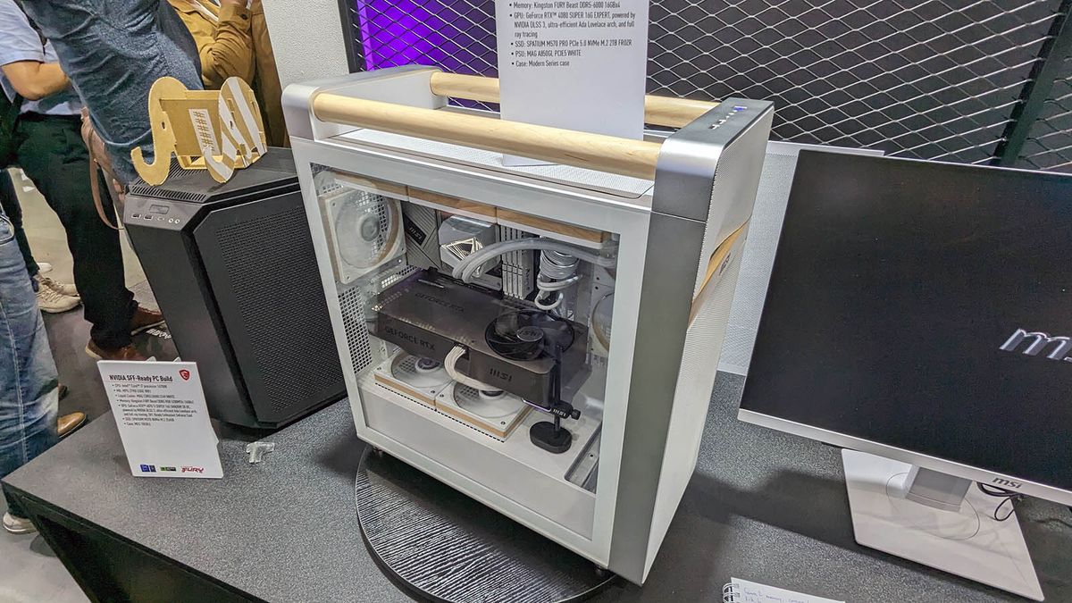 MSI Modern series case