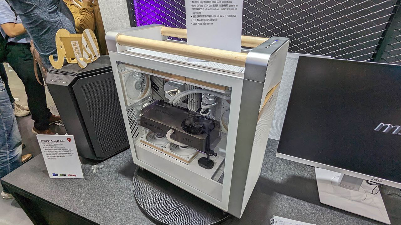 MSI Modern series case
