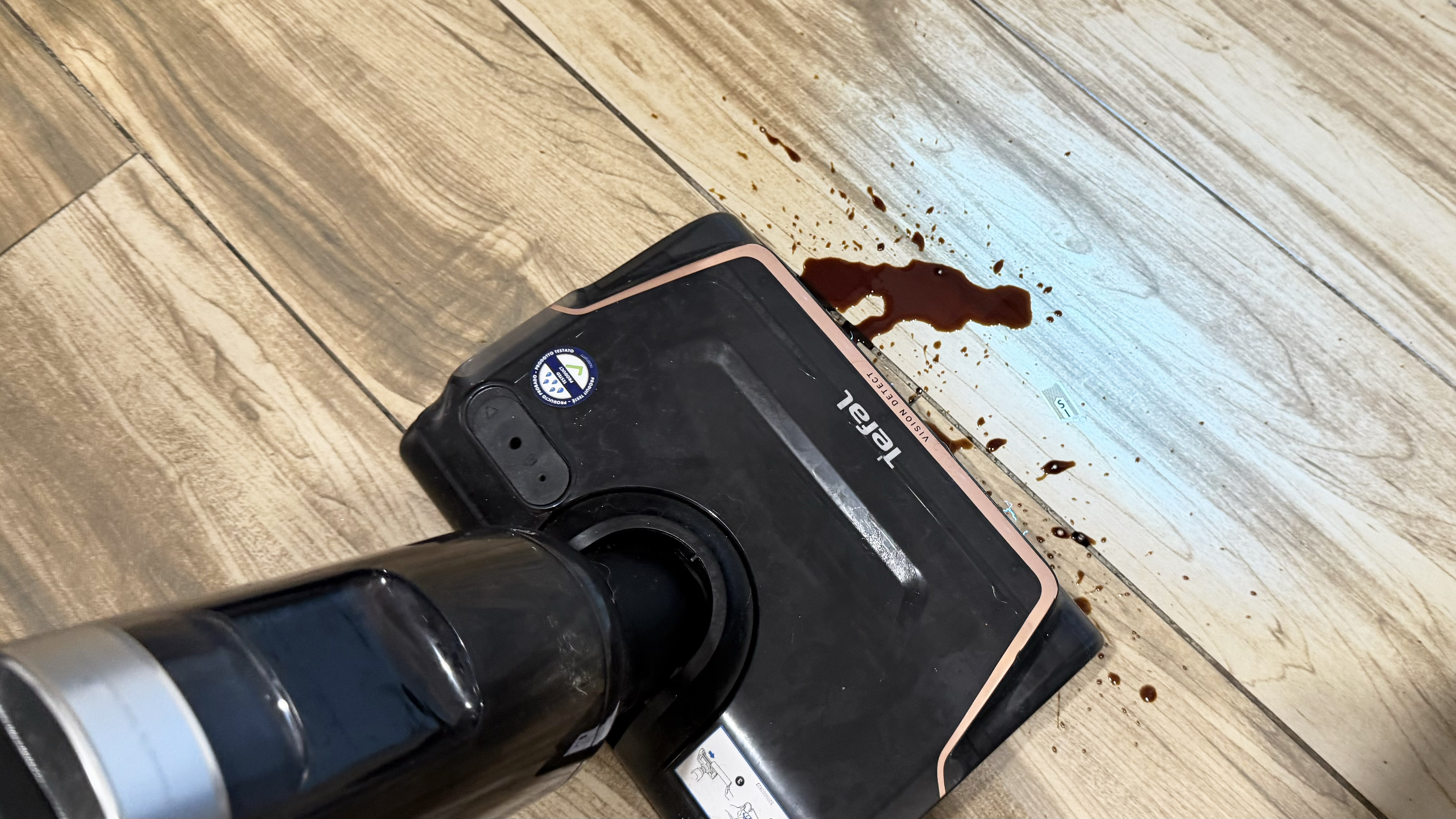 Tefal X-Clean 7 in use on hardwood floors