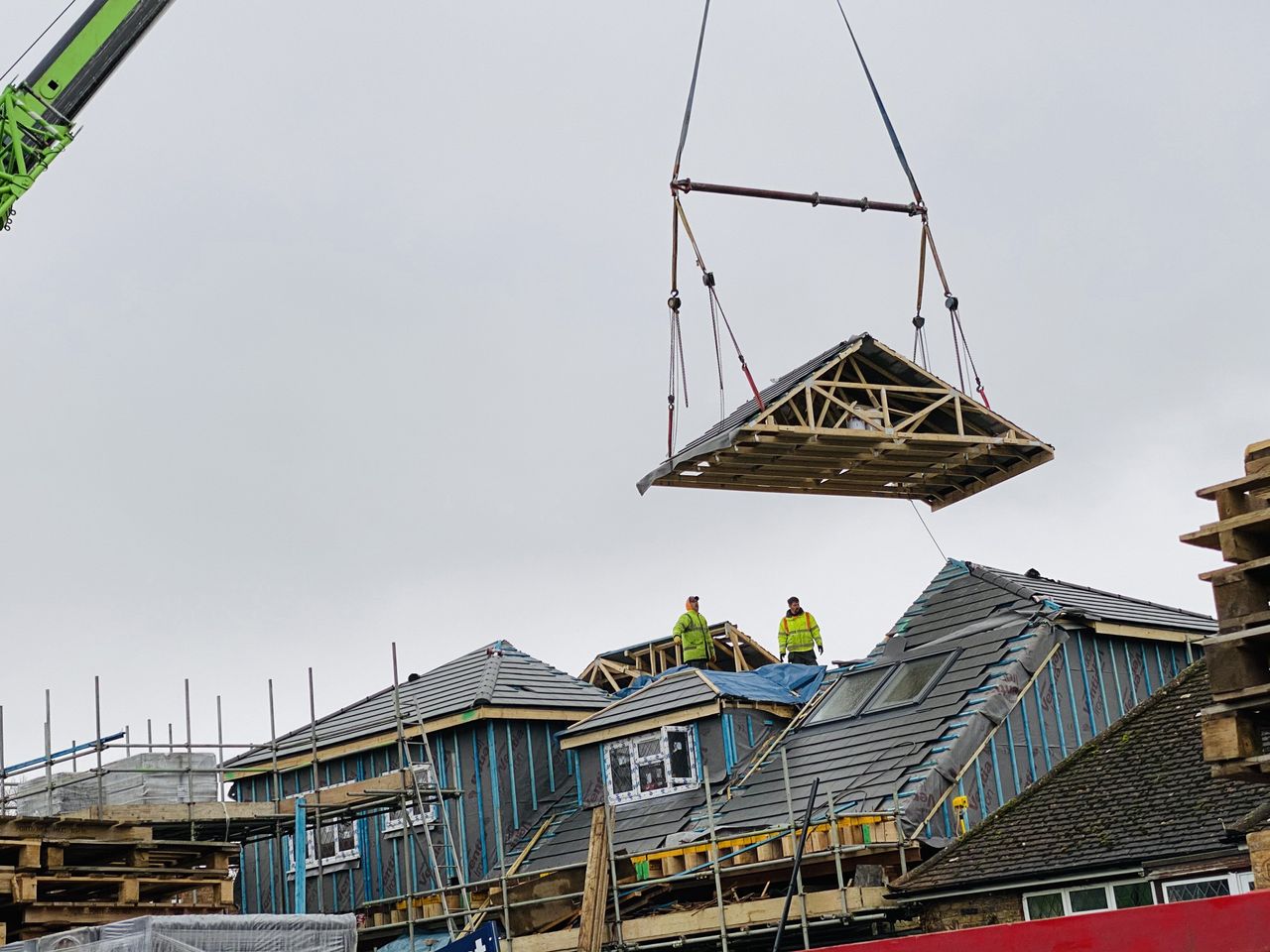 module being craned into bungalow loft conversion