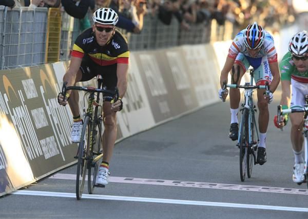 Philippe Gilbert (Omega Pharma Lotto) finishes in Lombardia