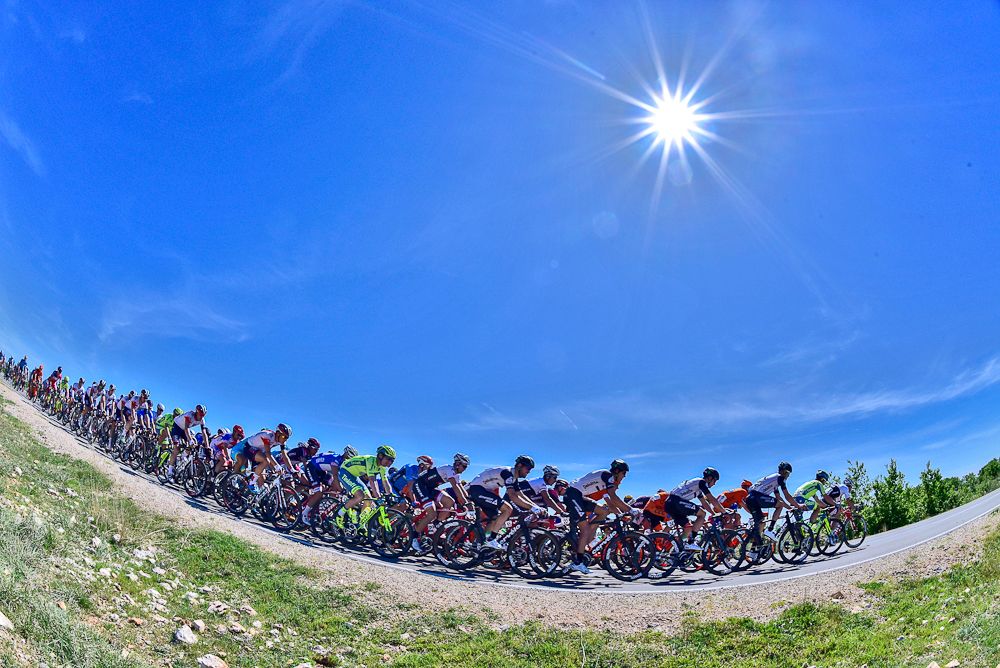The sun shines on the Tour of Croatia peloton