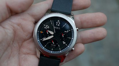 Samsung Gear S4 with blood pressure monitor