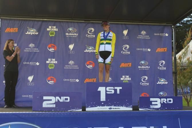 U23 women's podium: Bec Henderson, who was leading the elite women's race by two minutes when she finished
