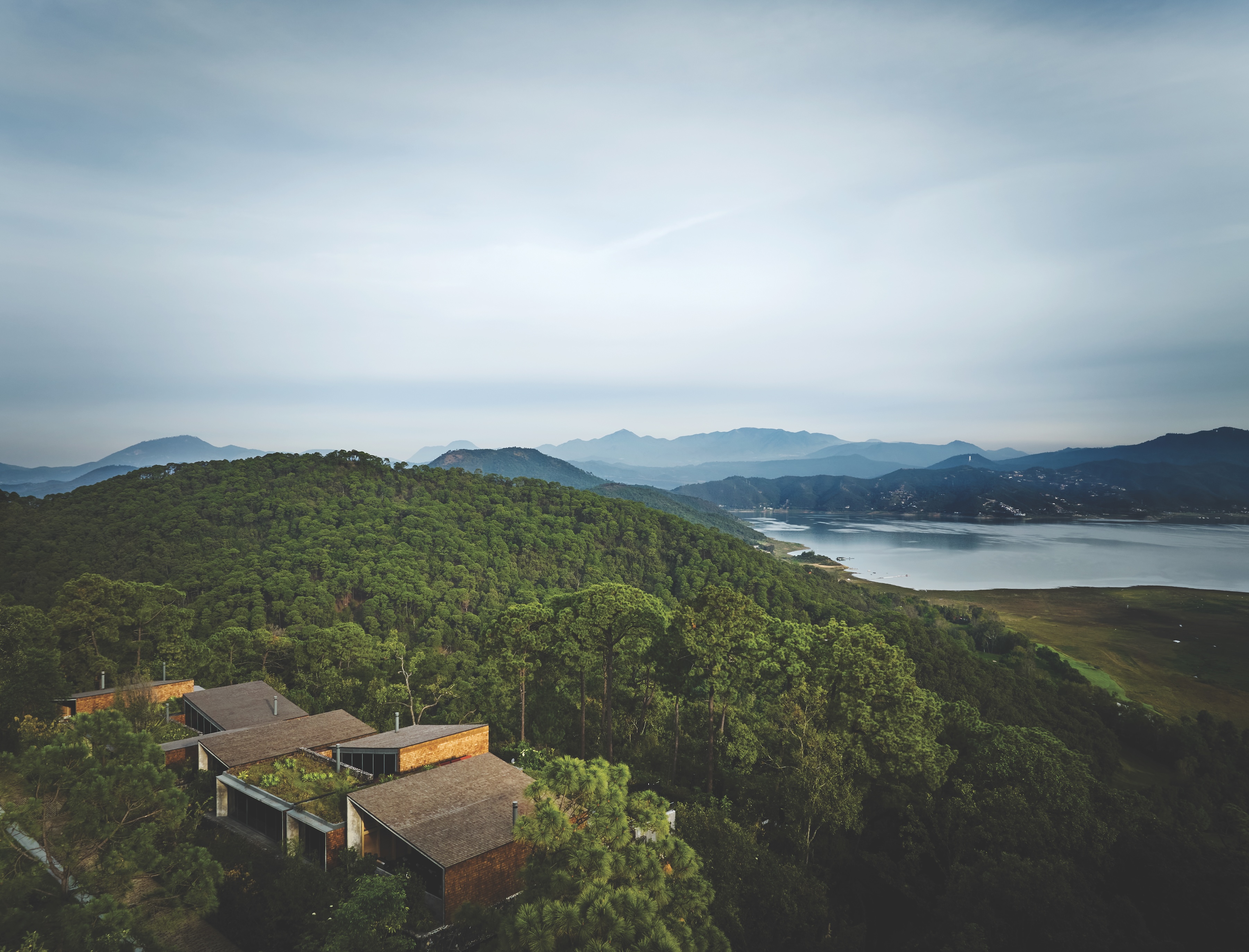 Casa Izar by Taller ADG in Valle de Bravo