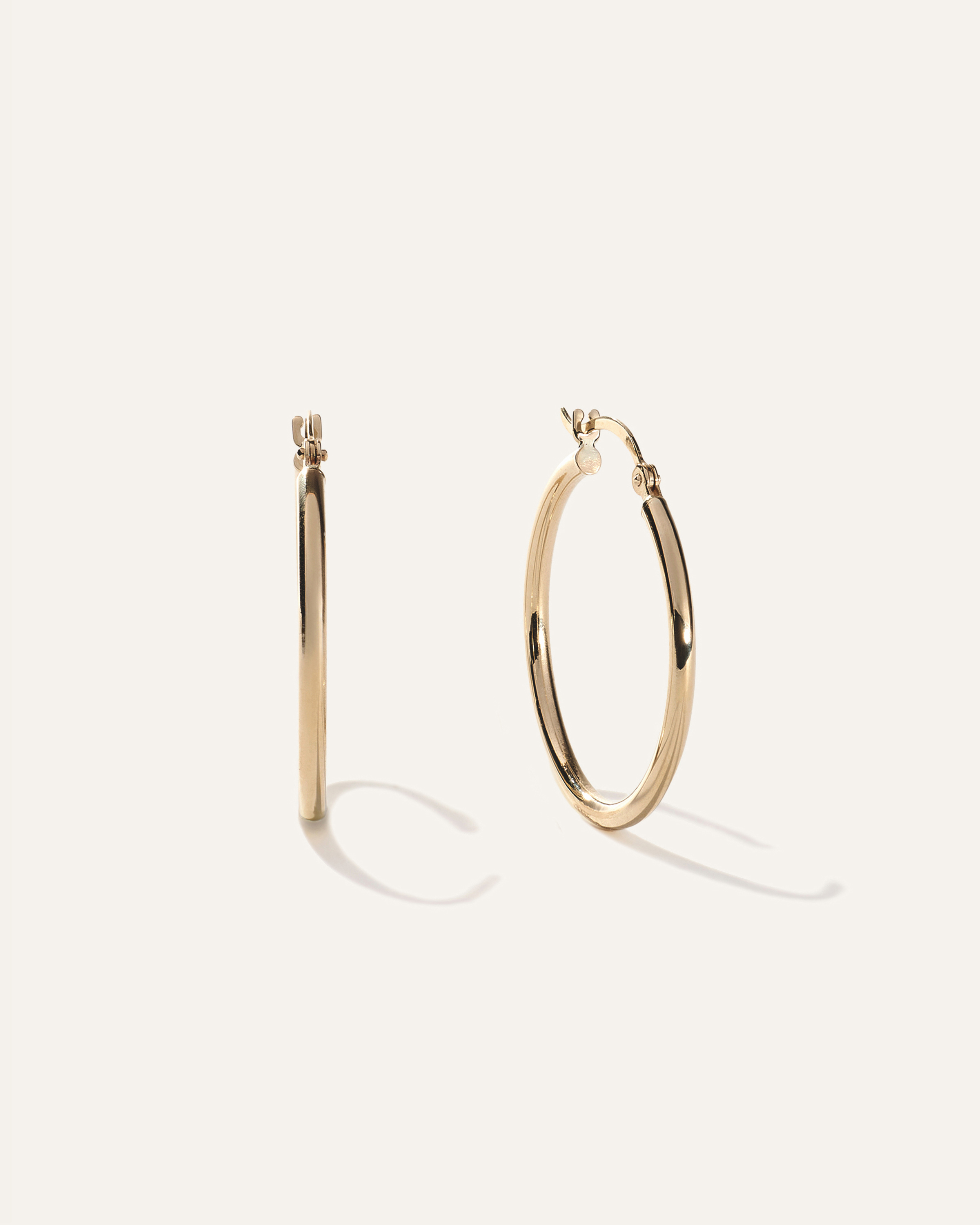 14k gold 2mm pipe hoop