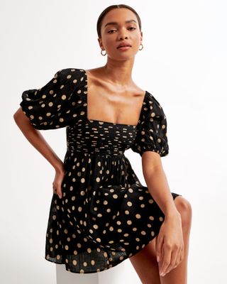 model wearing polka dots