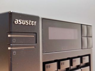 Asustor Lockerstor 4 Gen 2 AS6704T