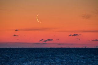 Crescent Moonrise