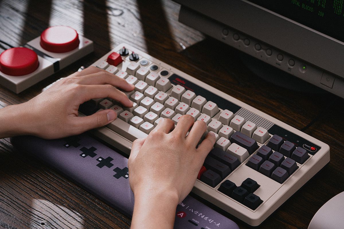 Feeling NEStalgic? This 8BitDo keyboard is a click and clack down ...
