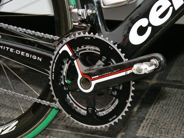 Like most of the team today, Hushovd's bike was fitted with an FSA crank and round chainrings.