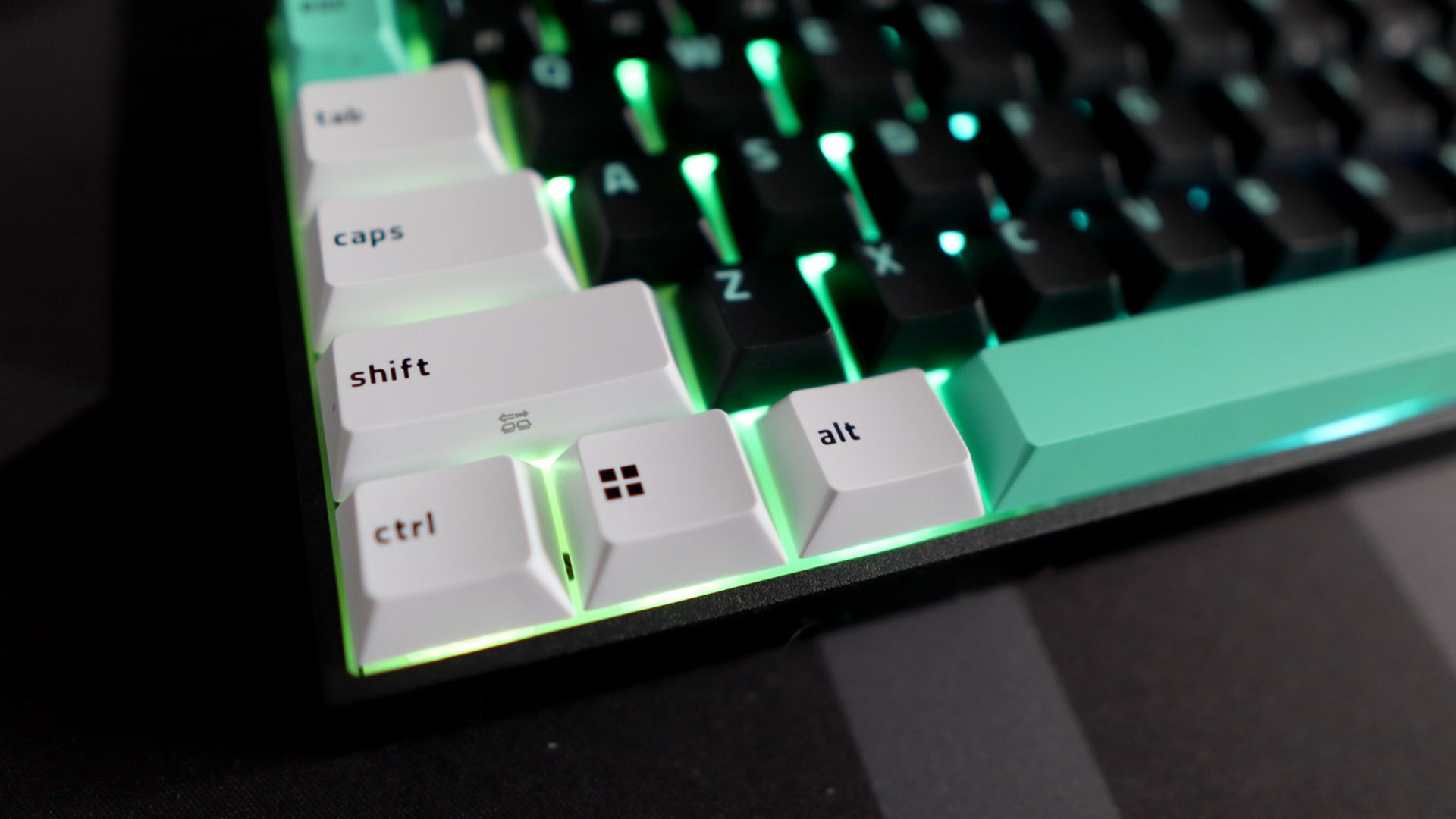 Razer Reclusa X Mini 65% keyboard on a desk