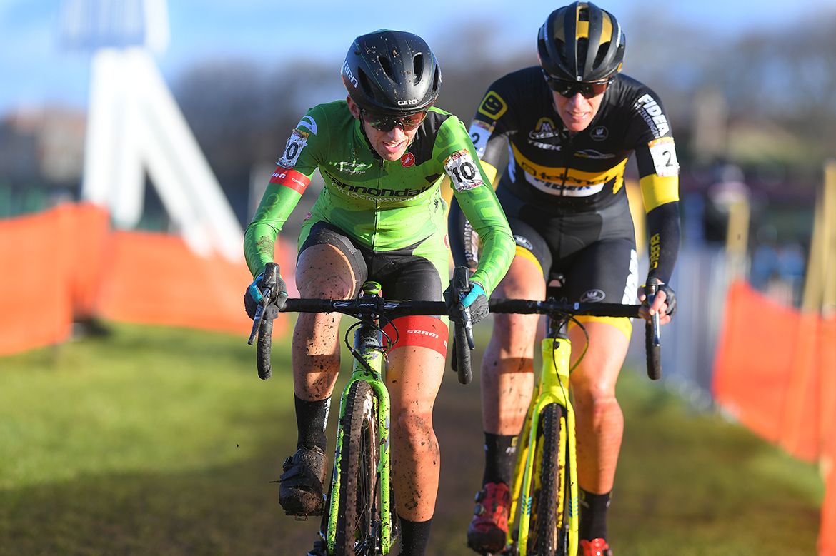 Katie Keough leads Ellen Van Loy