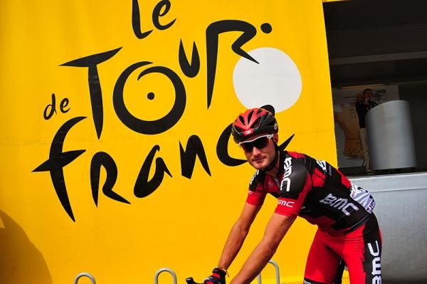 Steve Cummings at the 2012 Tour de France in BMC colours.