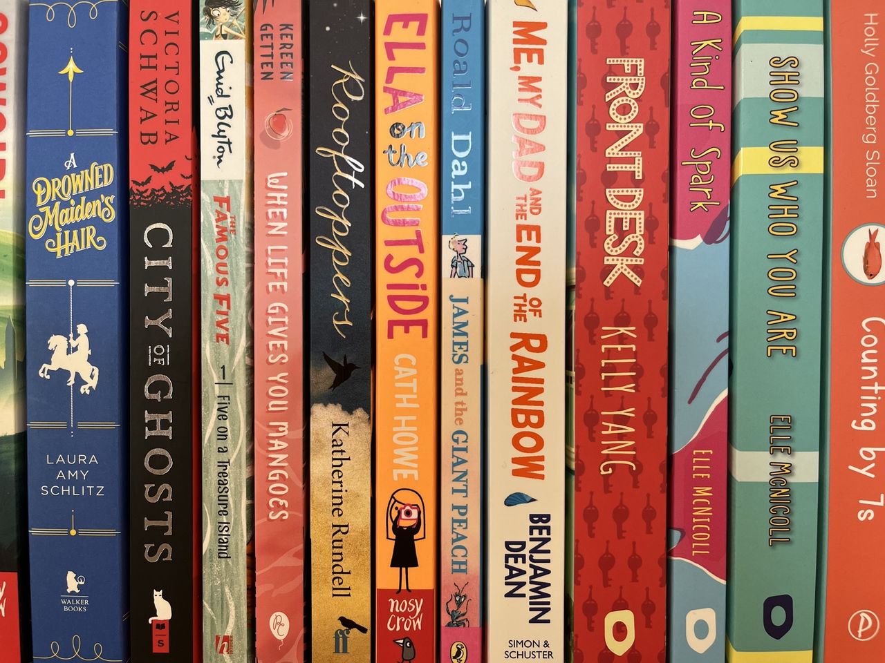 A row of children&amp;#039;s books