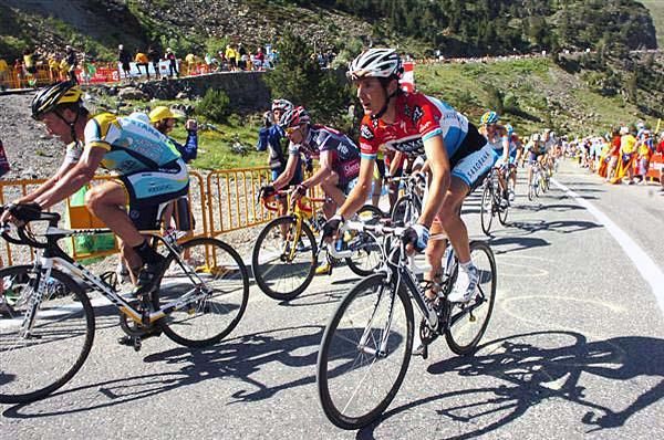 Andy Schleck (Saxo Bank) rounds the bend on the final climb.