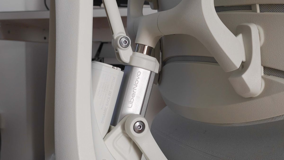 LiberNovo Omni Pro gaming chair