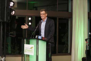Schmooze Gallery May 6, 2013_3.jpg