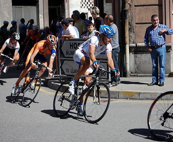 Dmitry Kozontchouk (Rabobank) joined the break a little later.